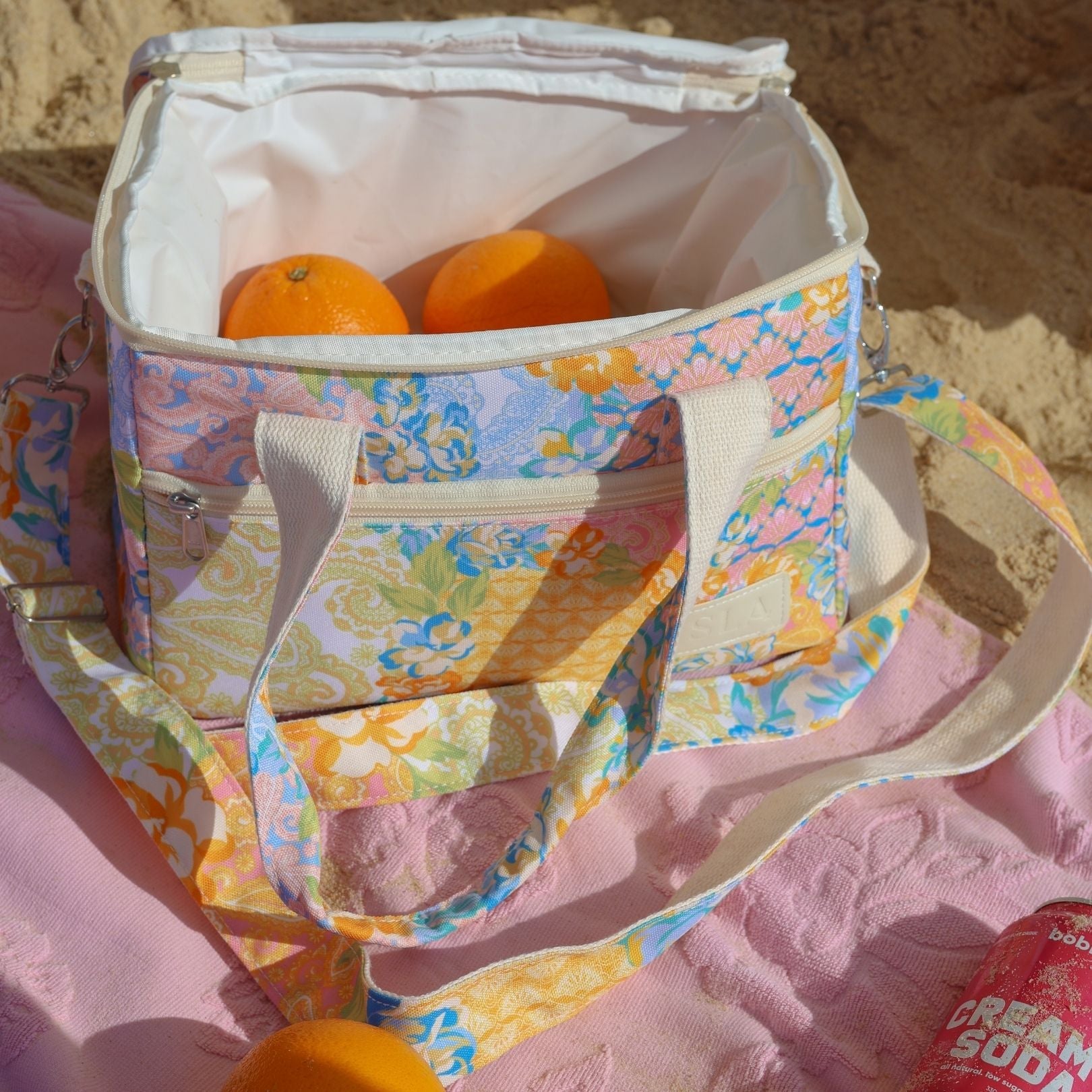 gardenia-small-cooler-bag-4.jpg