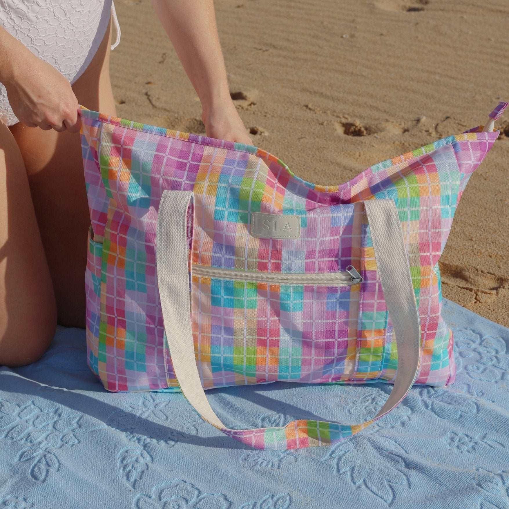 soiree-beach-bag-2_1d799ff5-77e6-49d0-b632-9011619a146c.jpg